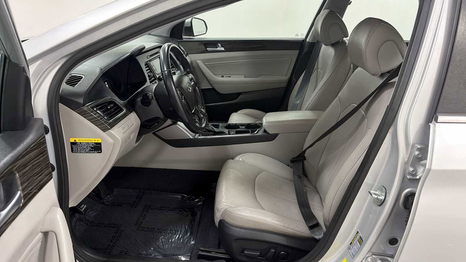 Used 2015 Hyundai Sonata Limited FWD image 13