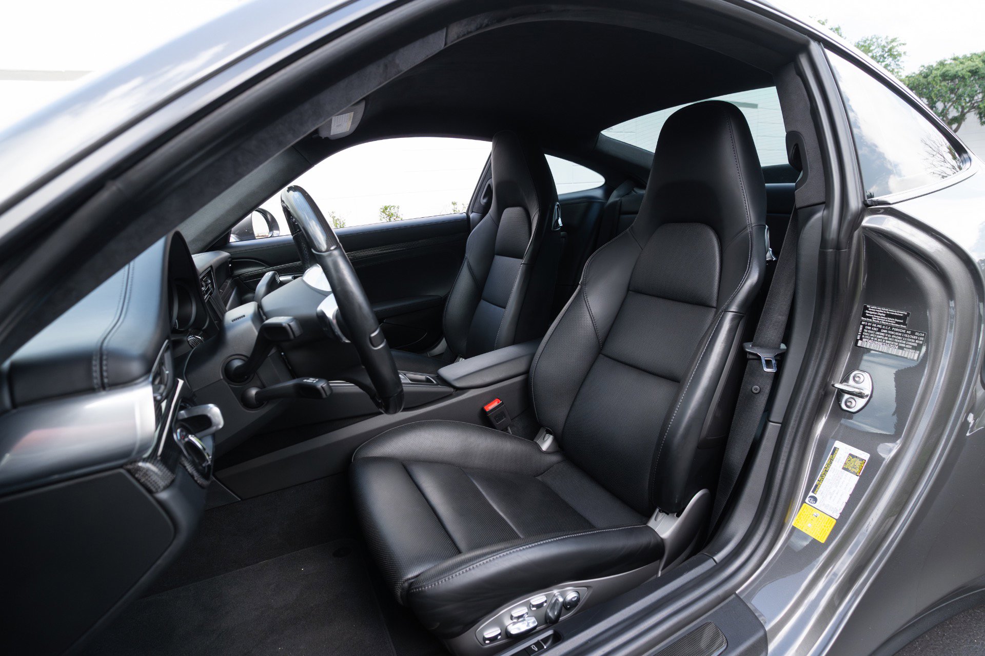 Used 2014 Porsche 911 Turbo S AWD/4WD image 60