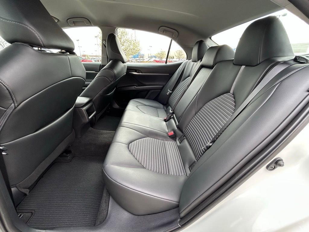 Used 2023 Toyota Camry SE image 25
