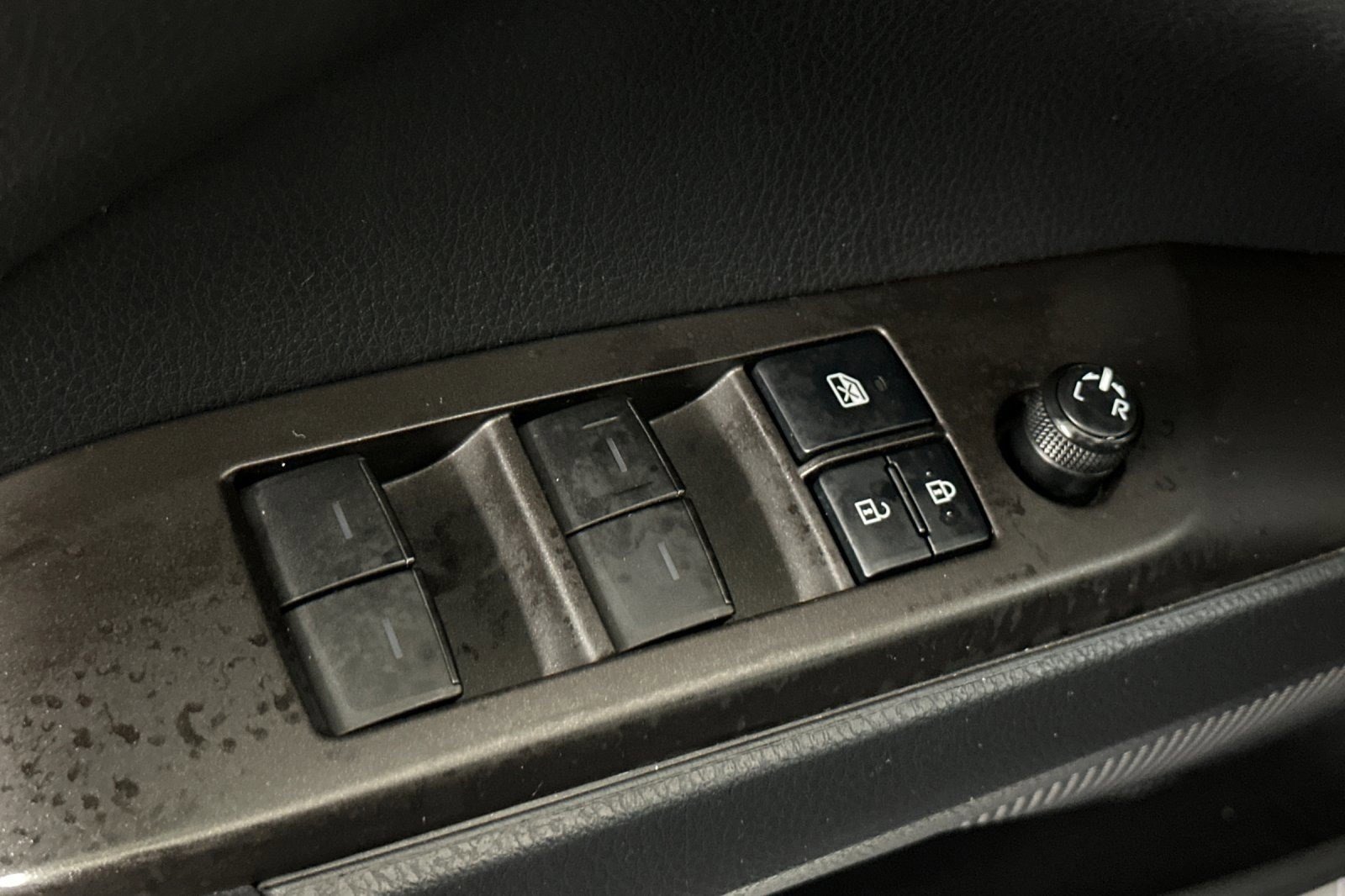 Used 2021 Toyota Camry SE image 13