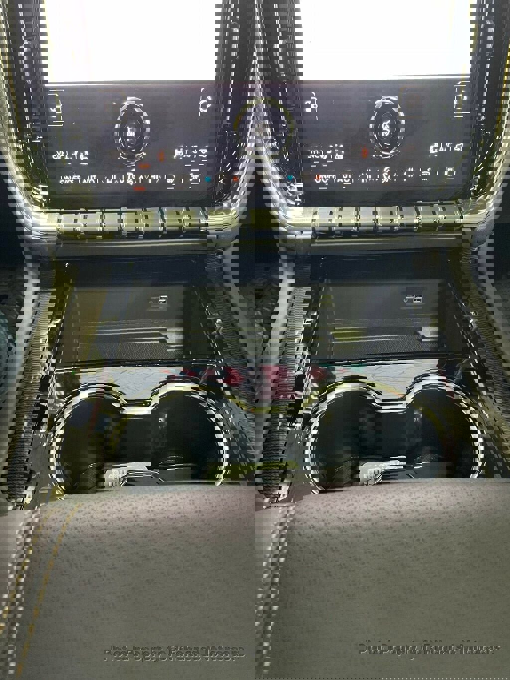 Used 2026 GMC Yukon Elevation image 17