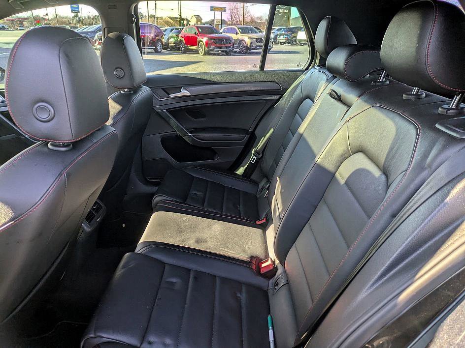 Used 2020 Volkswagen GTI SE image 23