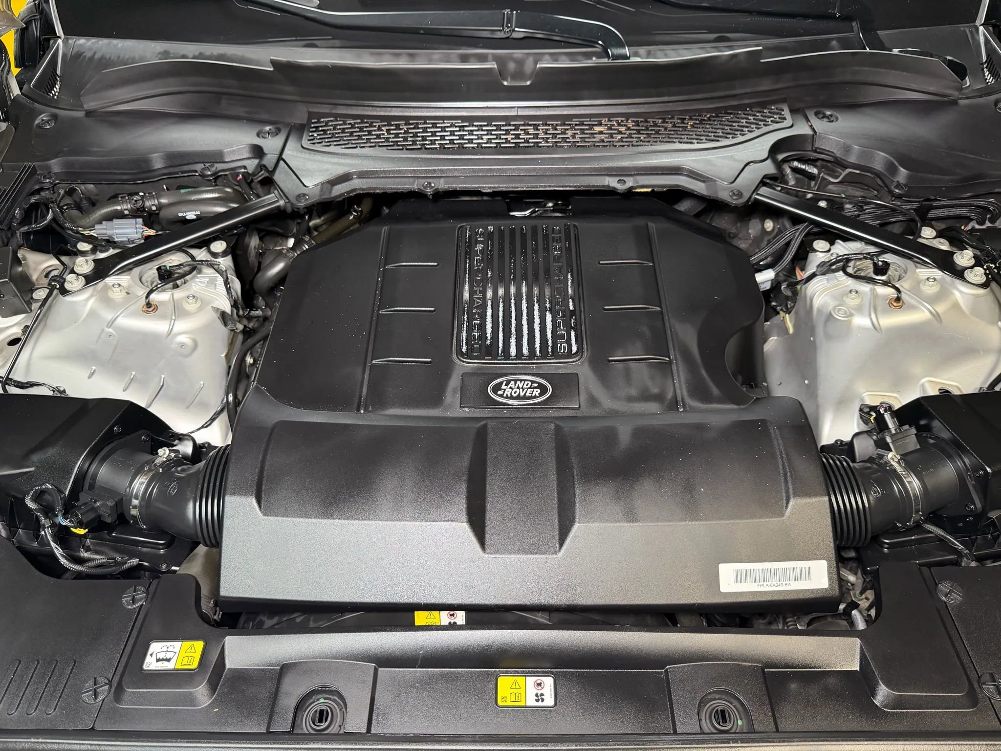 Used 2016 Land Rover Range Rover HSE image 62