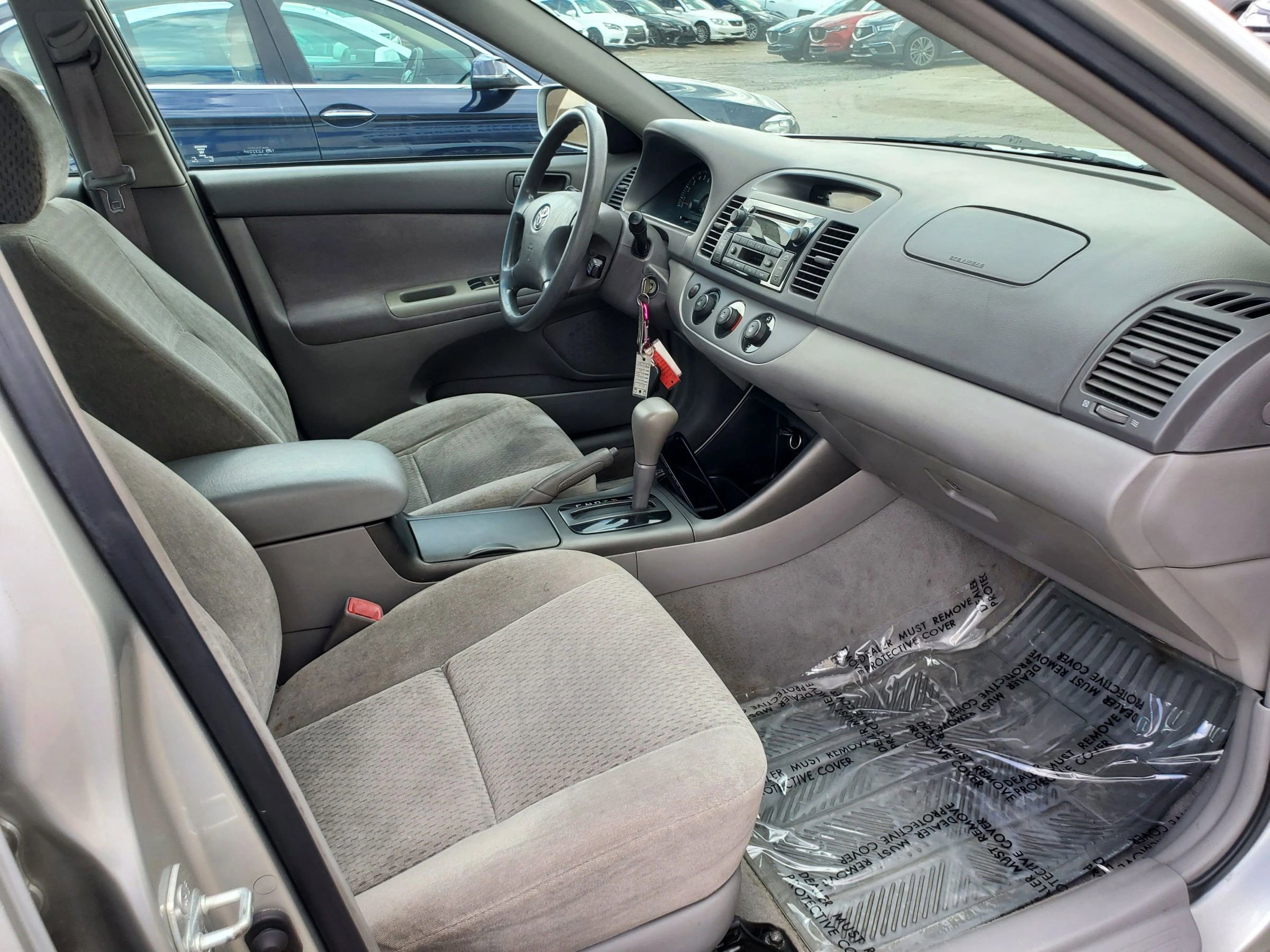 Used 2004 Toyota Camry LE image 22
