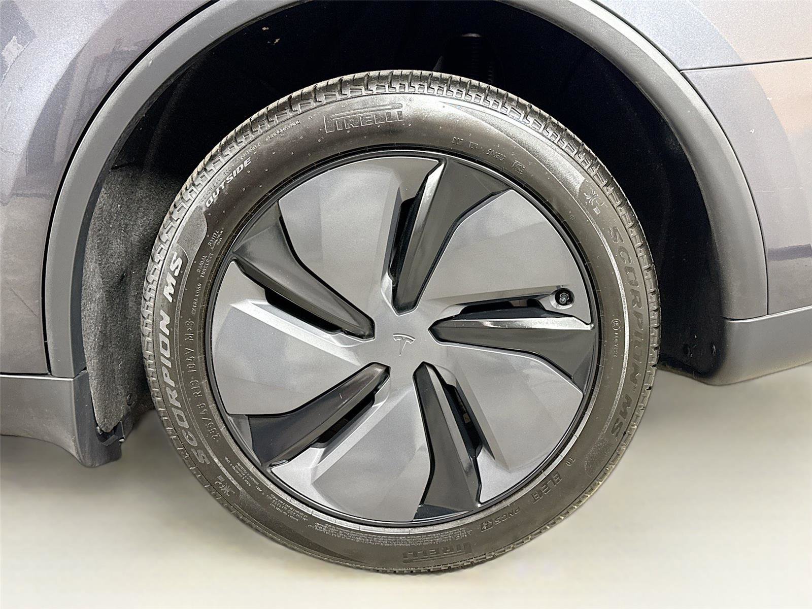 Used 2026 Tesla Model Y Long Range image 24