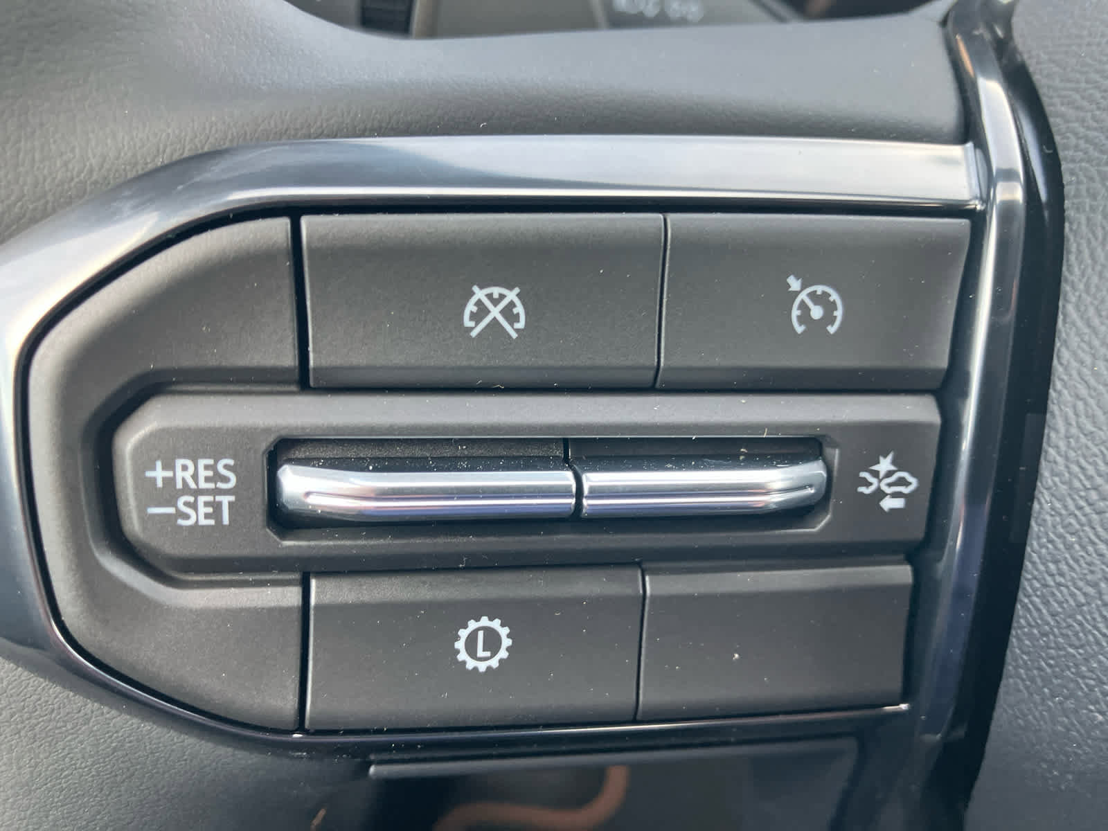 New 2026 GMC Terrain AT4 w/ Technology Package II image 18