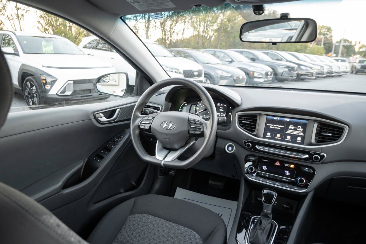 Used 2019 Hyundai Ioniq Blue FWD image 27