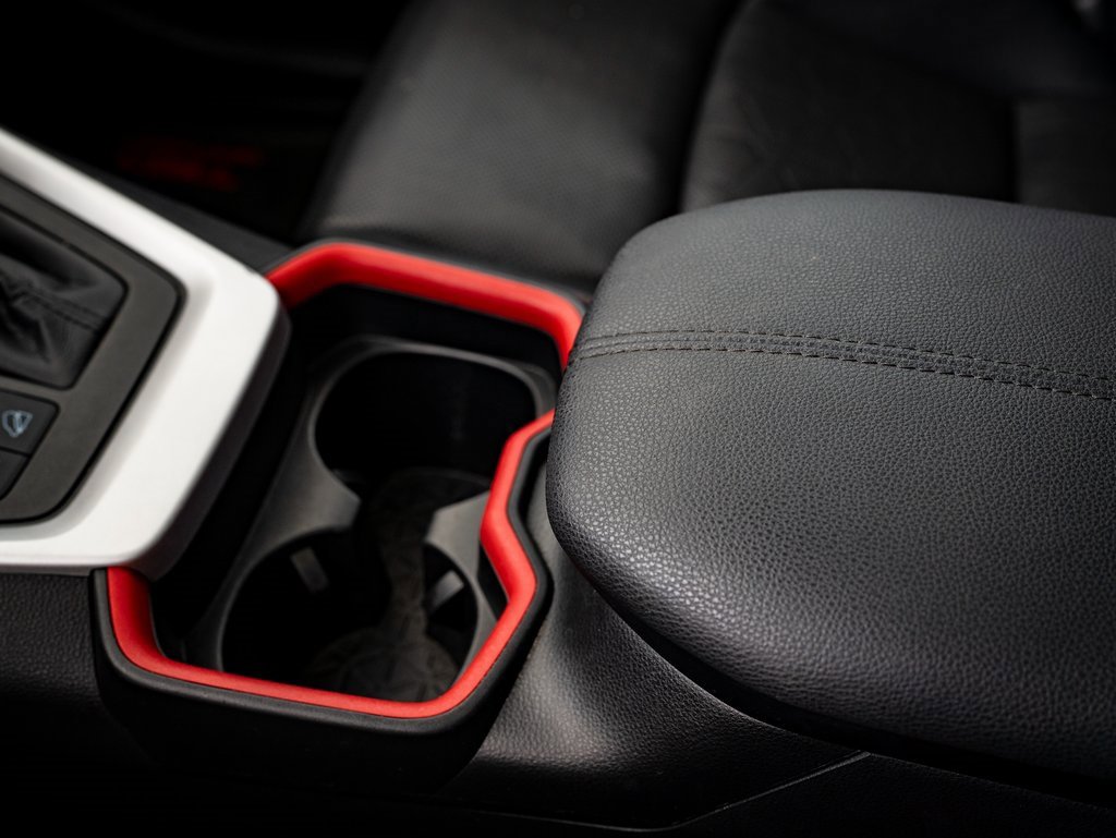 Used 2020 Toyota RAV4 AWD image 37