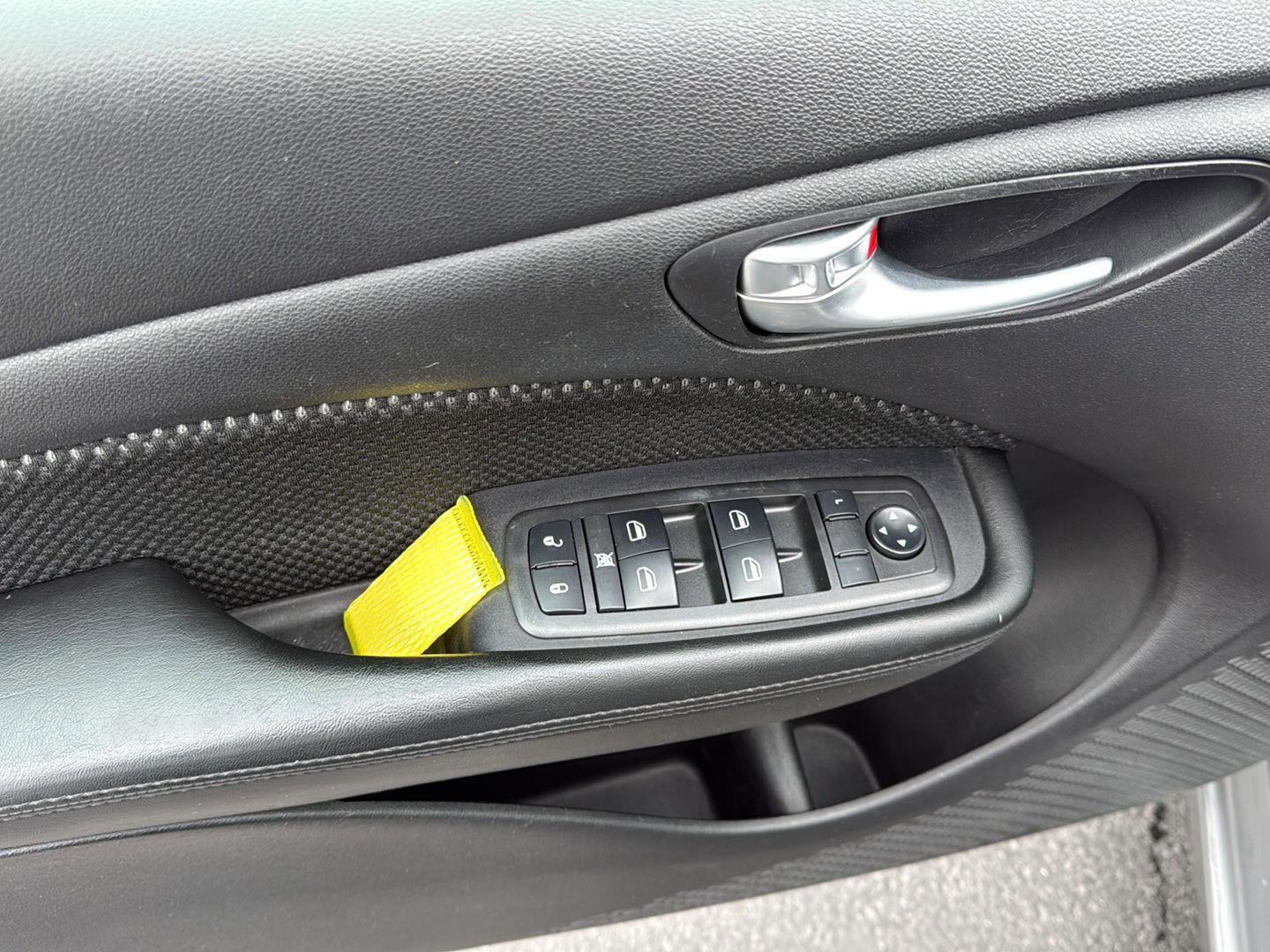 Used 2016 Dodge Dart SE w/ Convenience Group image 12