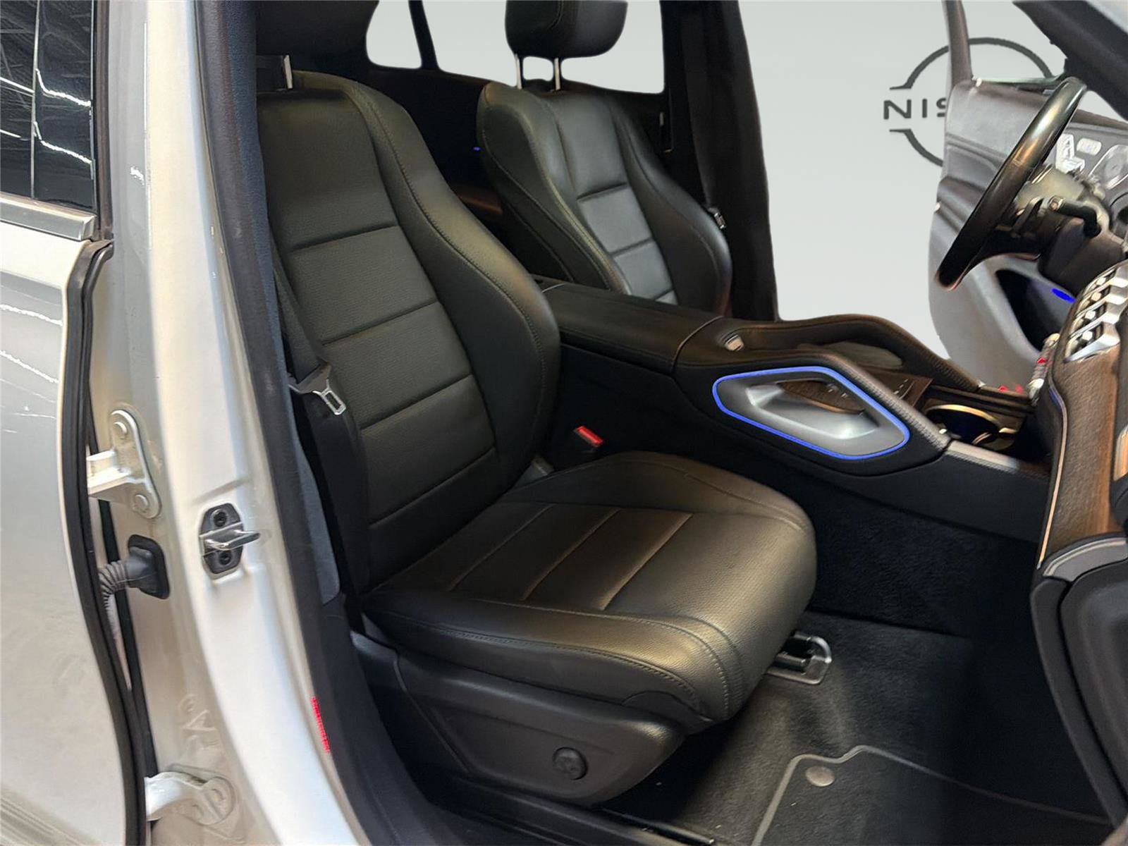 Used 2022 Mercedes-Benz GLS 450 4MATIC image 41