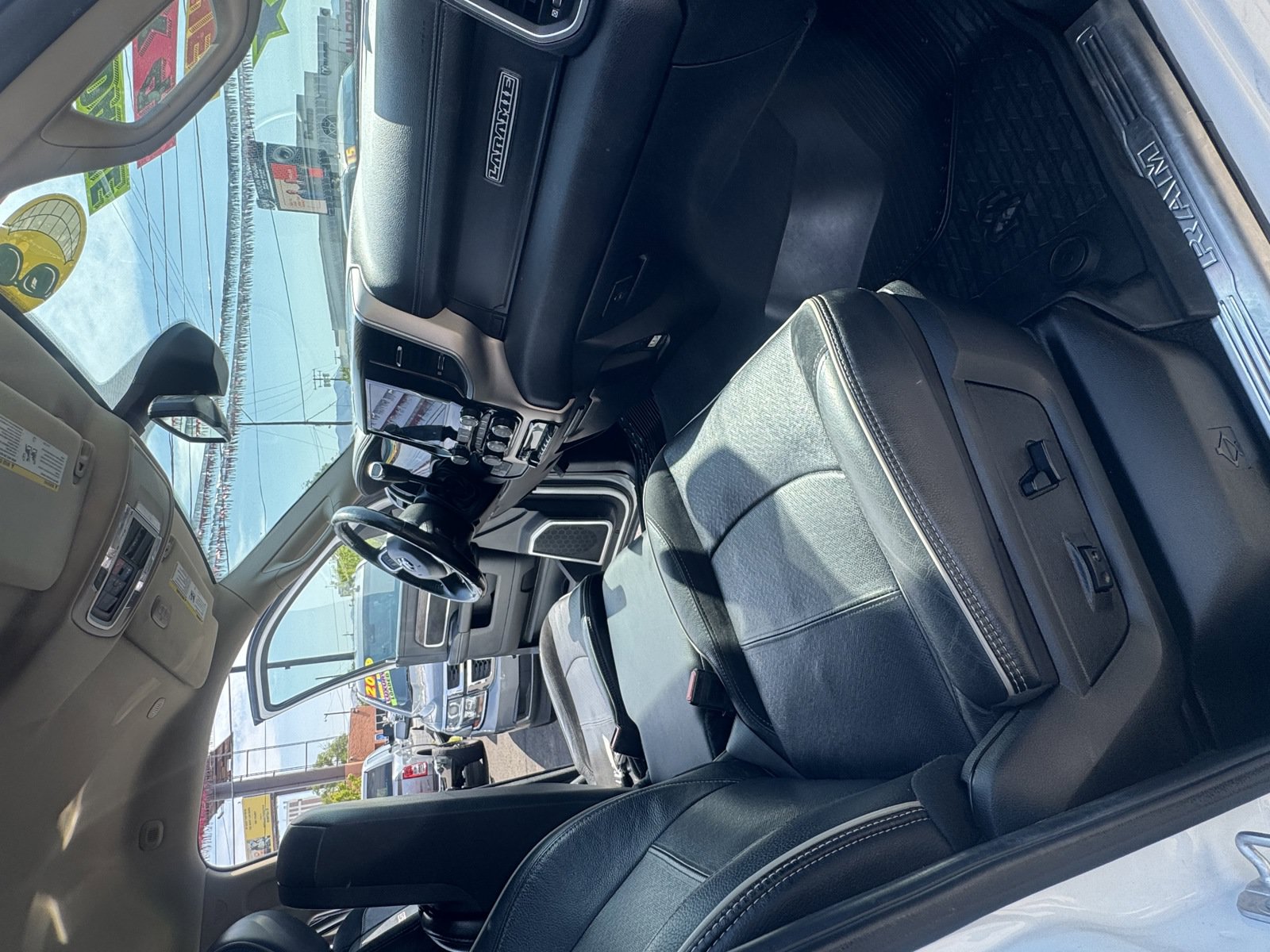 Used 2019 RAM 2500 Laramie AWD/4WD image 16