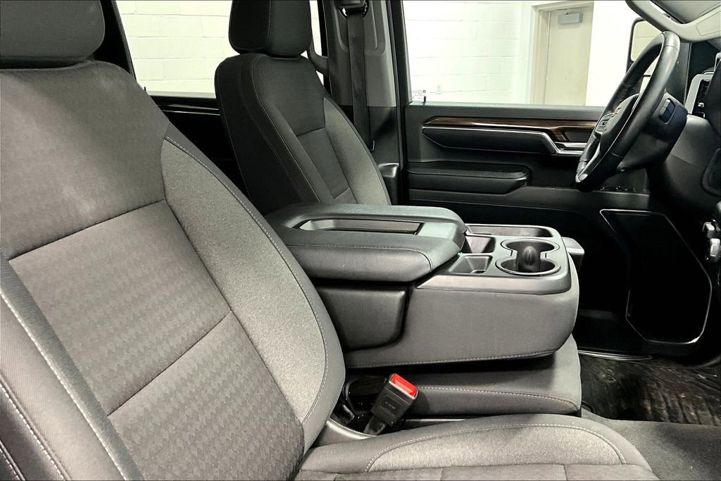 Used 2024 Chevrolet Silverado 2500 LT image 10