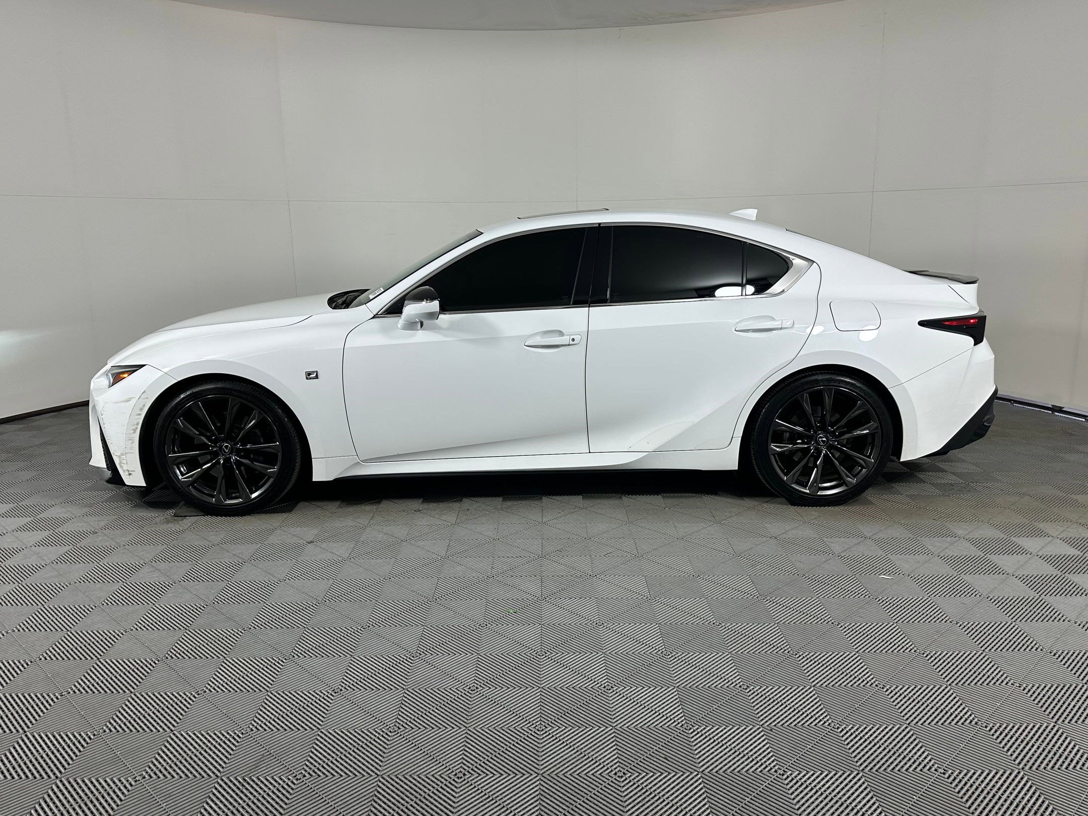 Used 2023 Lexus IS 350 F Sport image 2