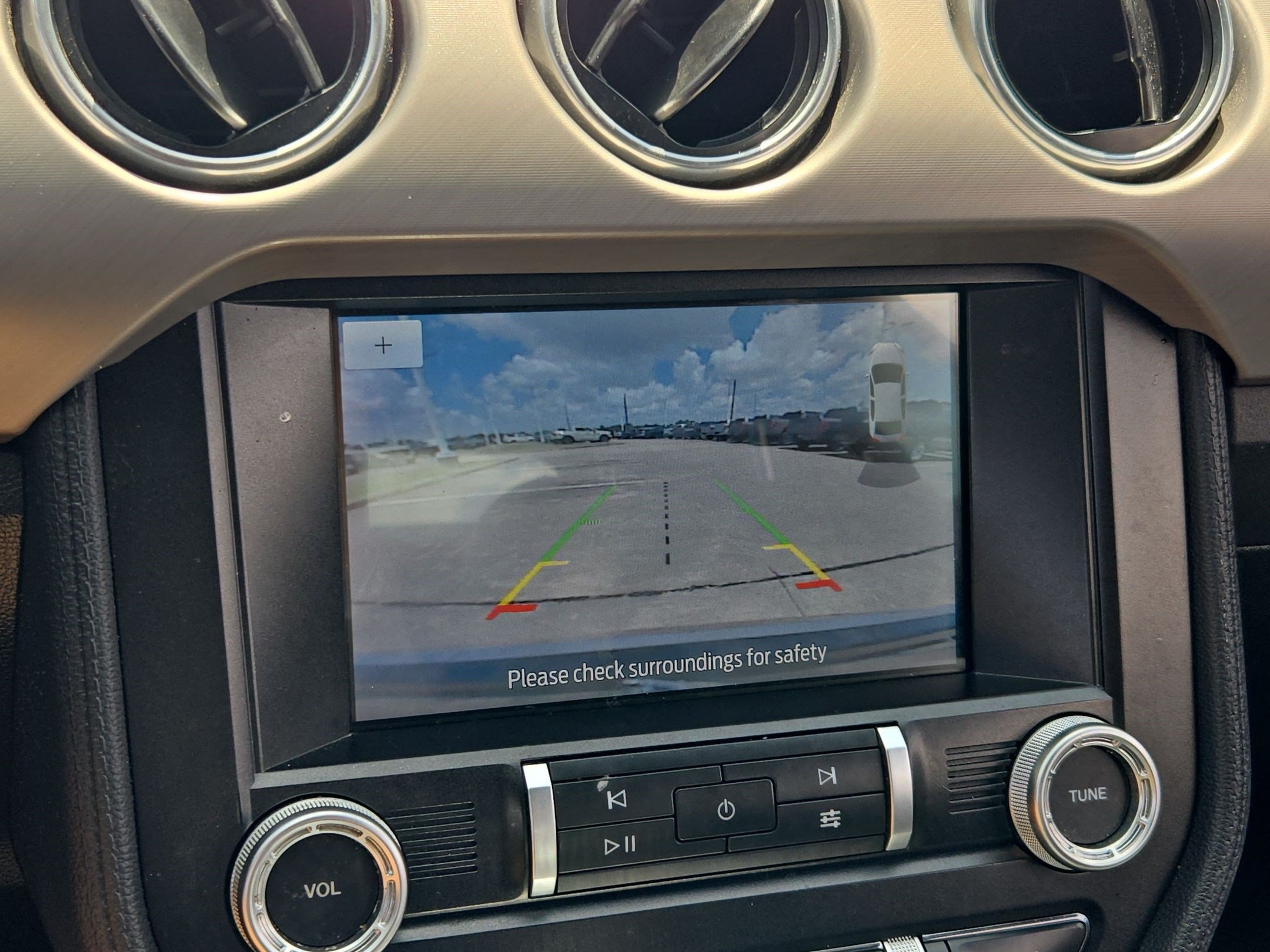 Used 2020 Ford Mustang Premium RWD image 23
