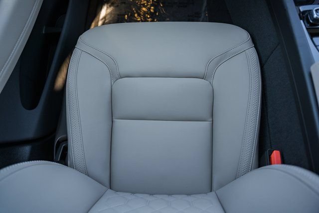 Used 2026 Volvo XC60 T8 Plus AWD/4WD image 29