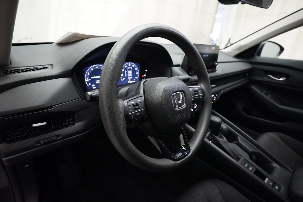 Certified 2023 Honda Accord EX image 8