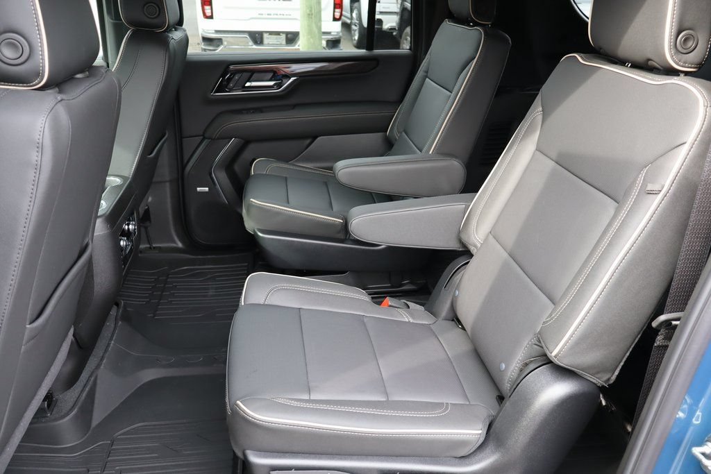 New 2026 GMC Yukon XL Elevation w/ LPO, Floor Liner Package AWD/4WD image 20