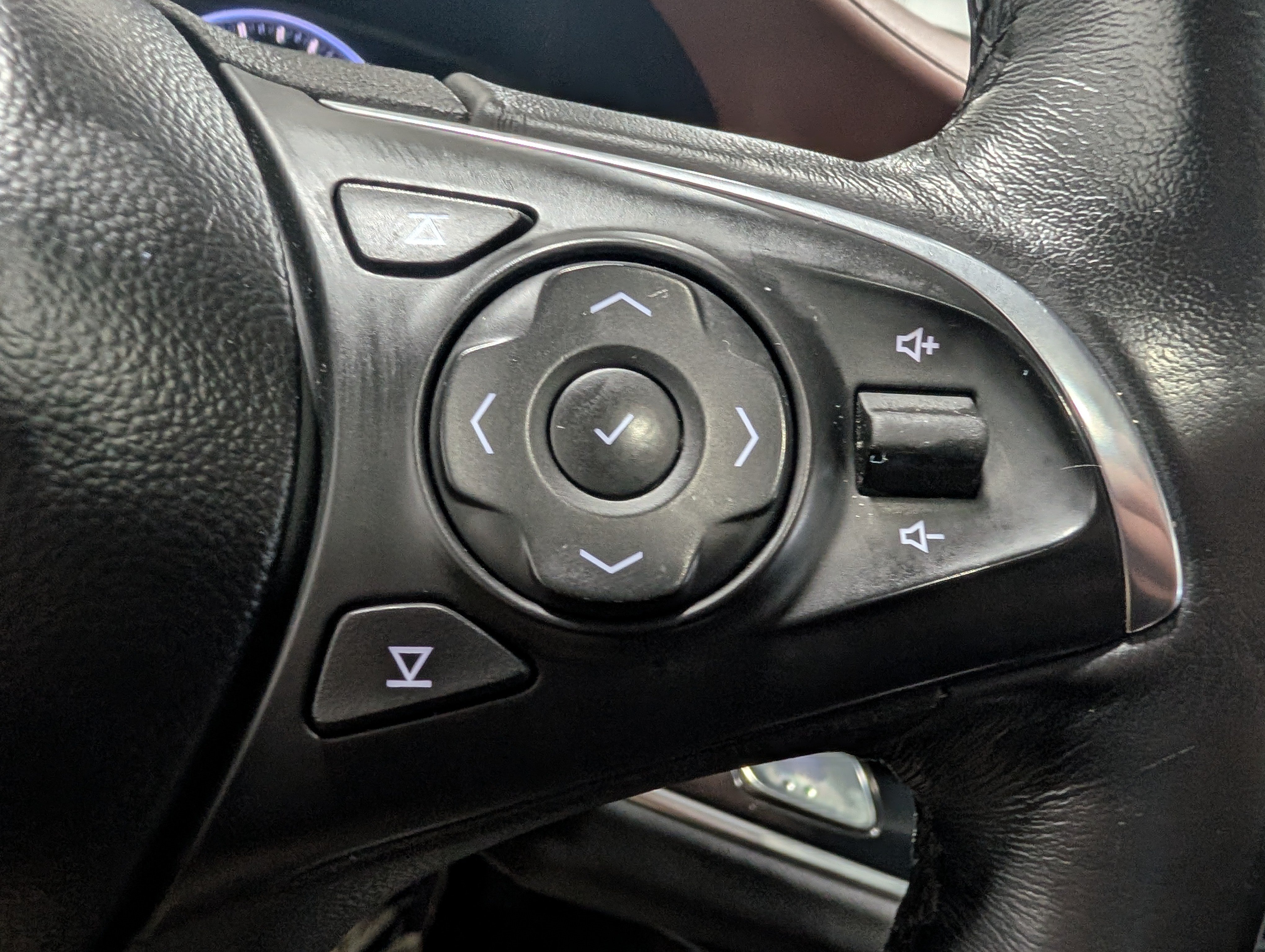 Used 2020 Buick Enclave Avenir w/ Trailering Package, 5000 lbs. AWD/4WD image 22