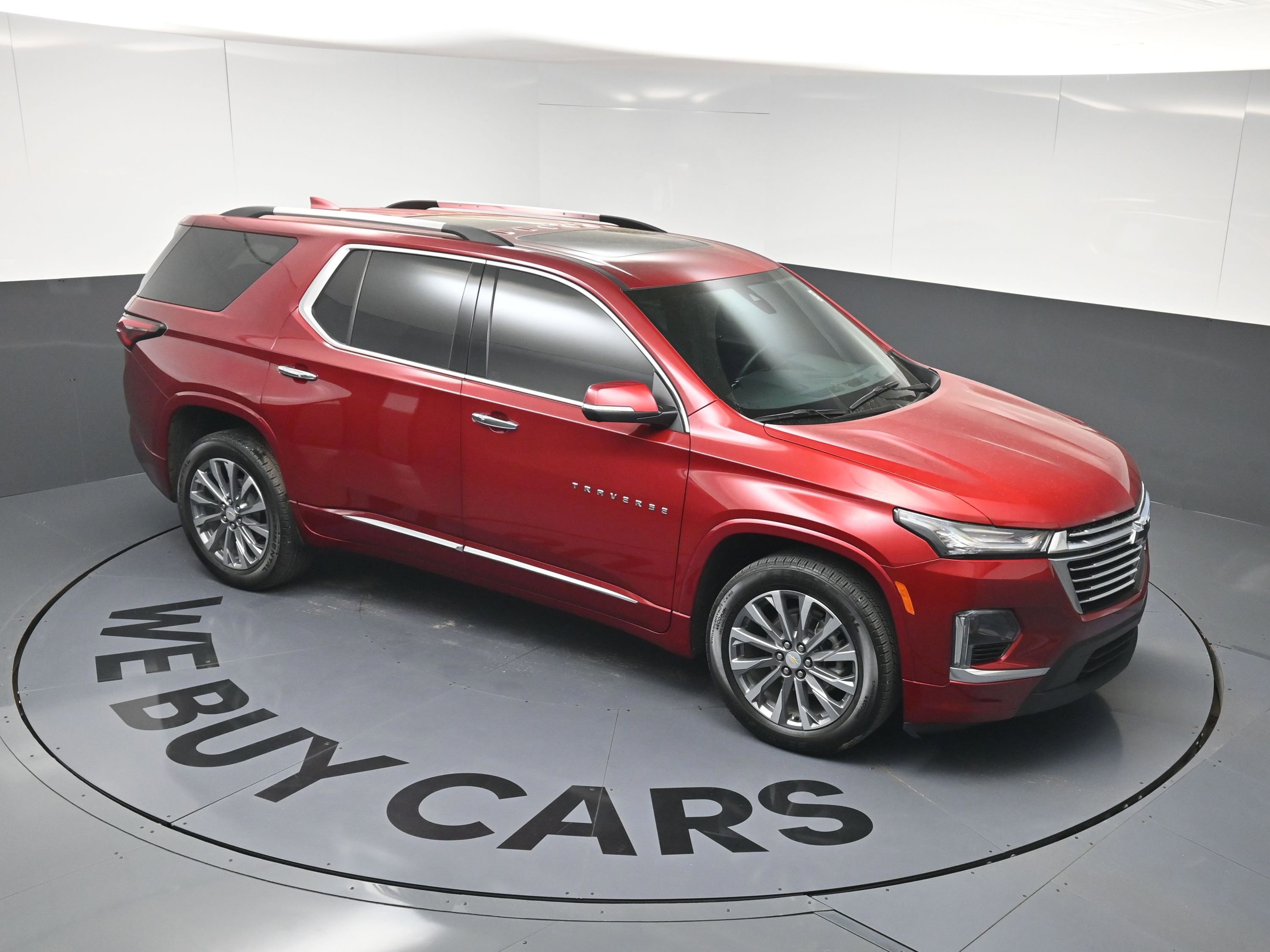 Used 2023 Chevrolet Traverse Premier w/ LPO, Floor Liner Package image 33