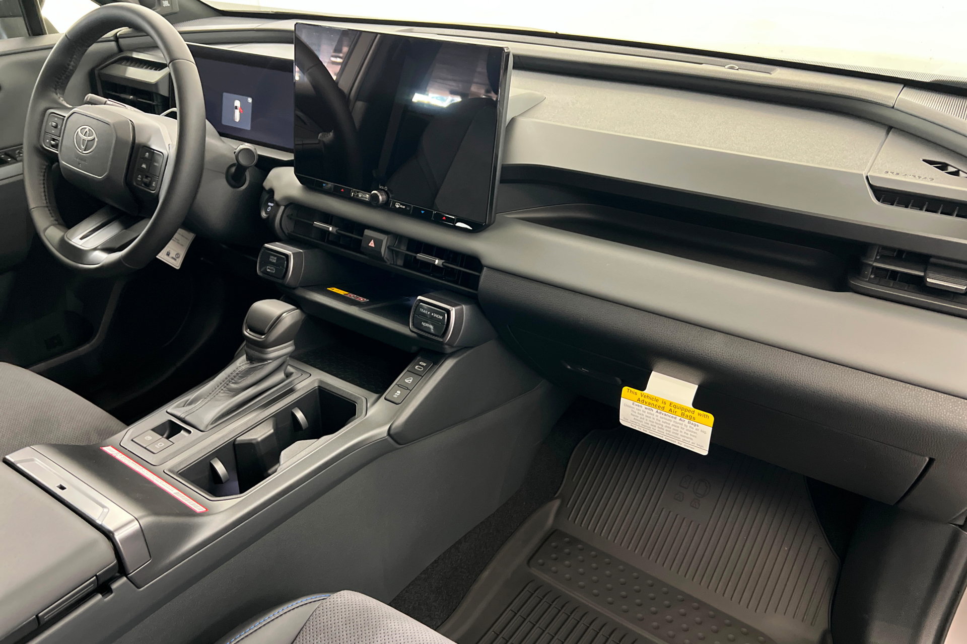 New 2026 Toyota RAV4 XSE AWD/4WD image 23