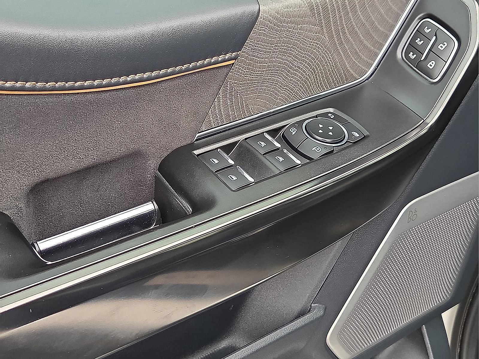 Used 2022 Ford F150 Platinum w/ Equipment Group 701A High image 13