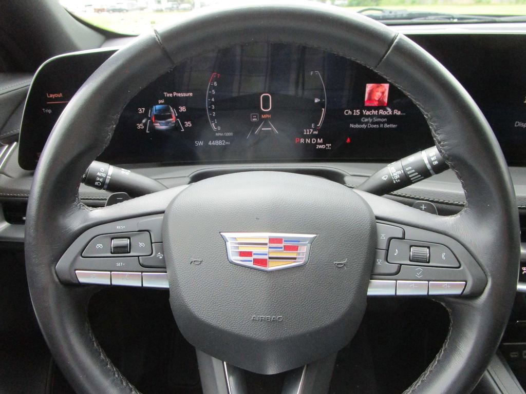 Used 2024 Cadillac XT4 Premium Luxury AWD/4WD image 29
