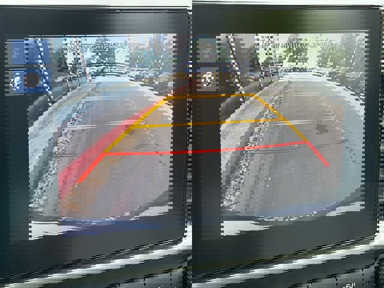 Used 2025 Hyundai Venue SEL image 31