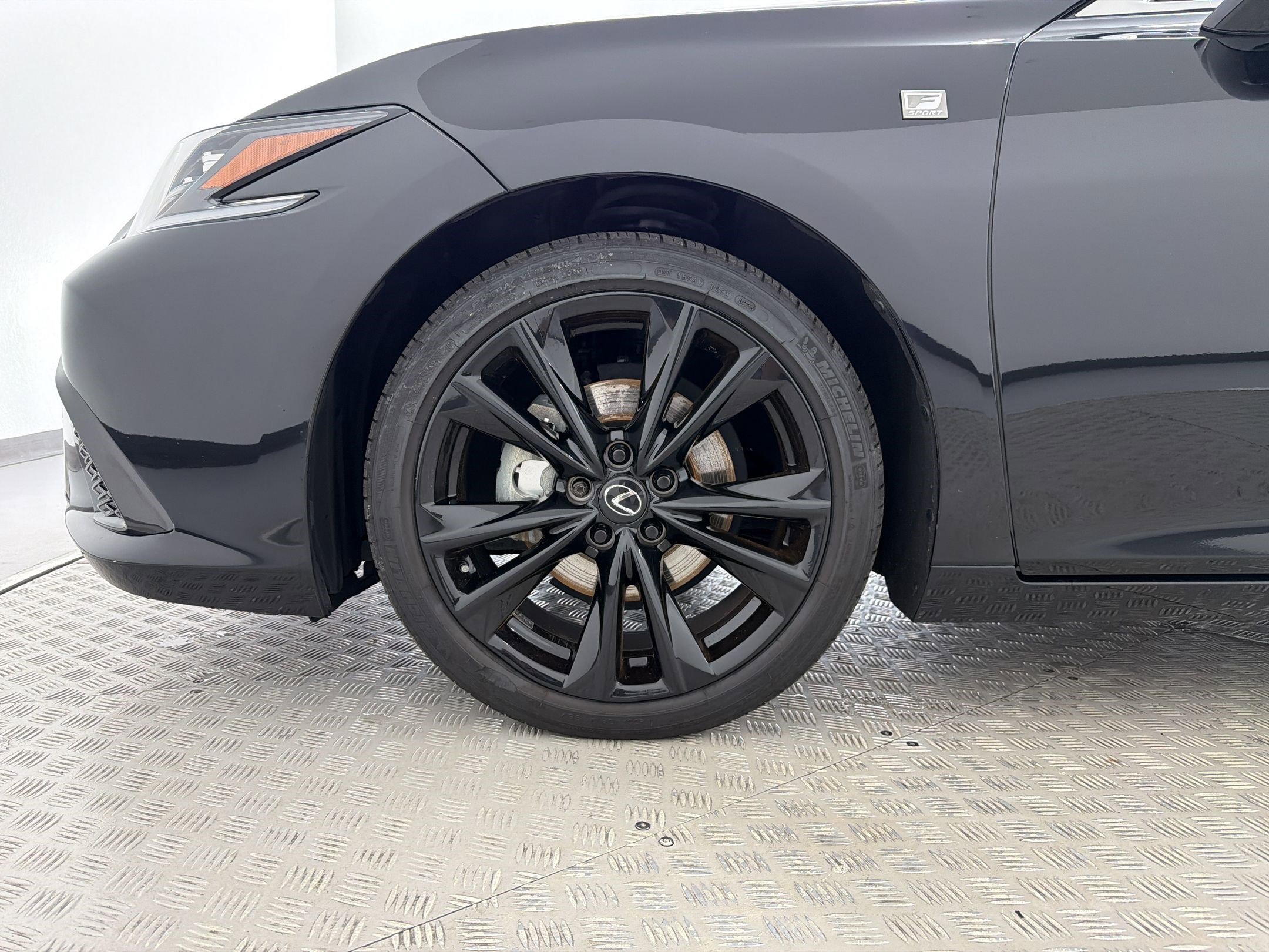 Certified 2023 Lexus ES 350 F Sport w/ Accessory Package (Z2) FWD image 12