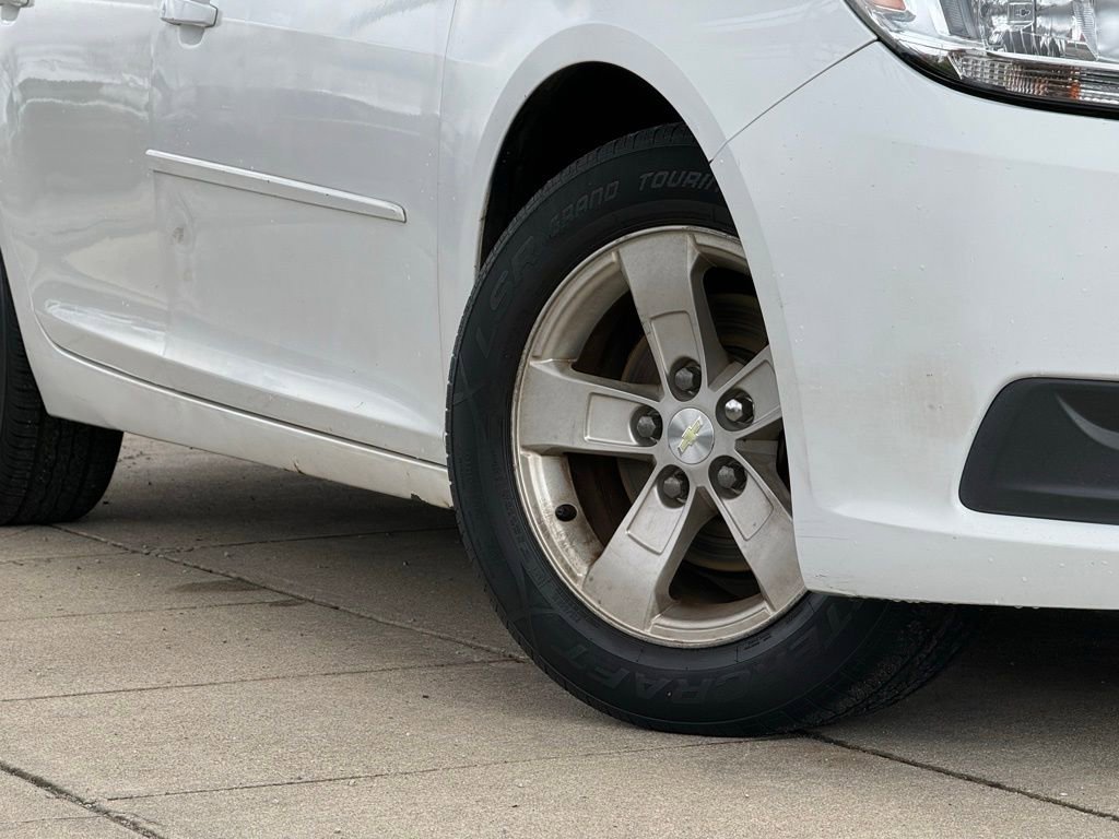 Used 2013 Chevrolet Malibu LS w/ Protection Package image 10