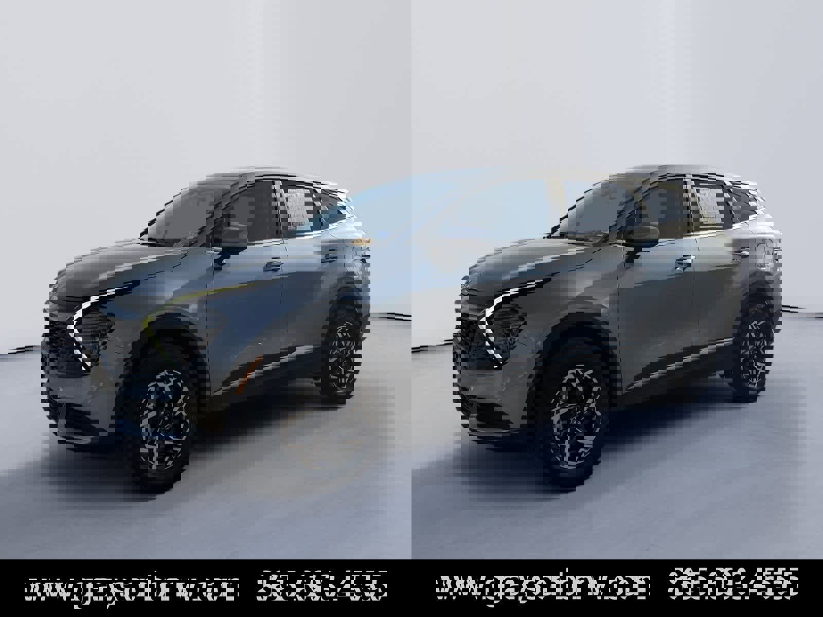 Used 2024 Kia Sportage LX image 7
