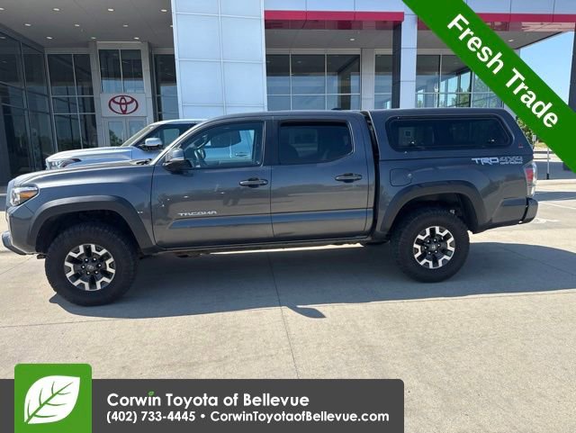 Used 2020 Toyota Tacoma TRD Off-Road w/ TRD Premium Off Road Package AWD/4WD image 8