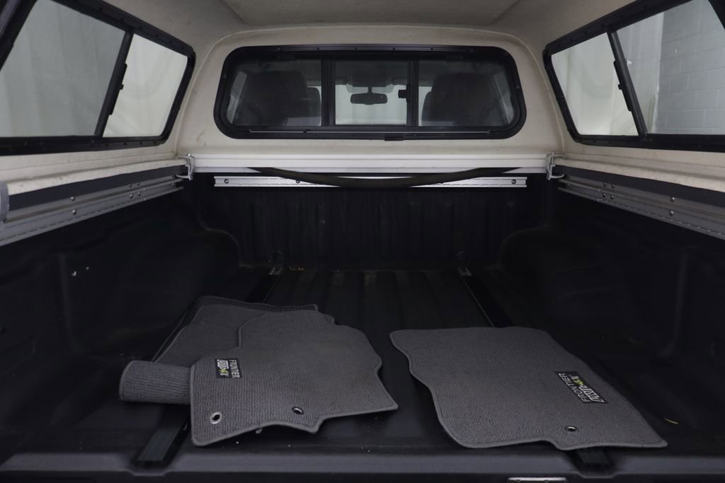 Used 2016 Nissan Frontier PRO-4X AWD/4WD image 19