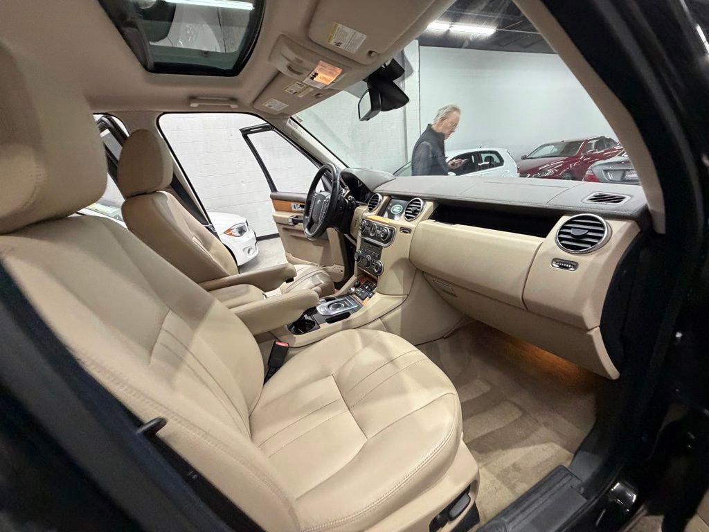Used 2014 Land Rover LR4 HSE image 39