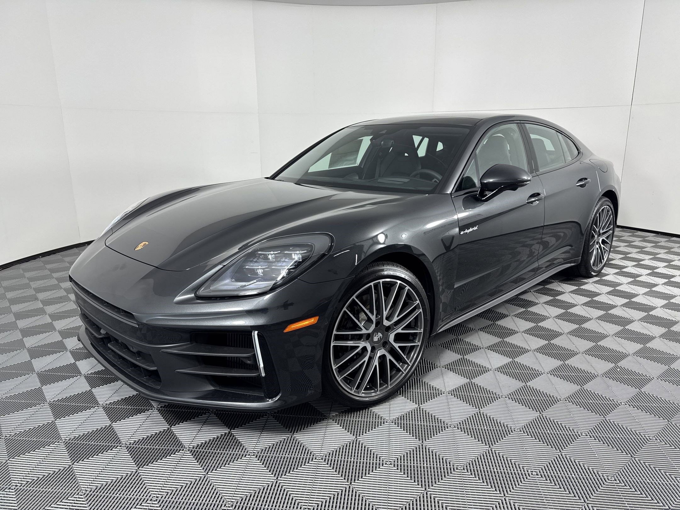 Used 2025 Porsche Panamera 4