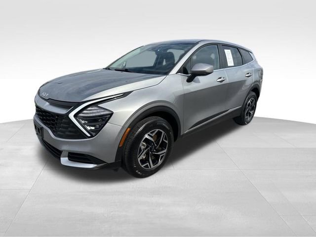 Used 2024 Kia Sportage LX AWD/4WD image 16