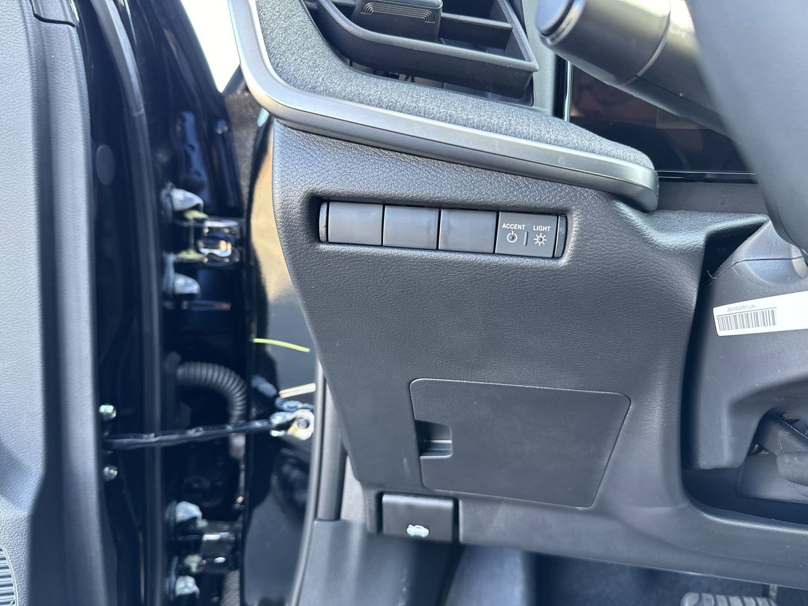 New 2026 Nissan Kicks SV w/ SV Premium Package image 15