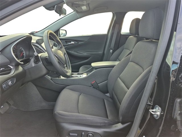 Used 2024 Chevrolet Malibu RS image 9