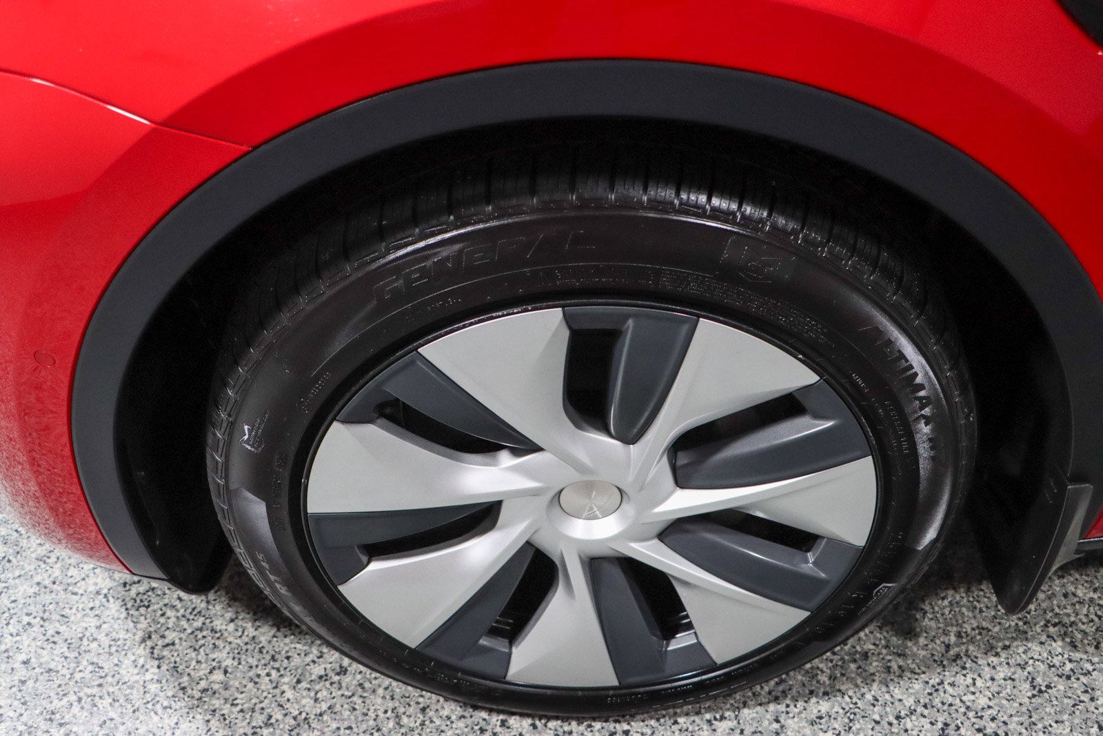 Used 2021 Tesla Model Y Long Range image 10