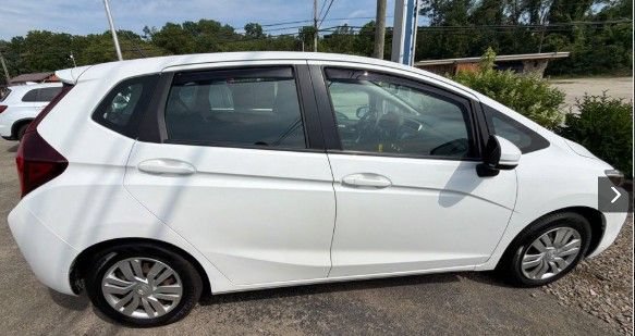 Used 2017 Honda Fit LX image 2