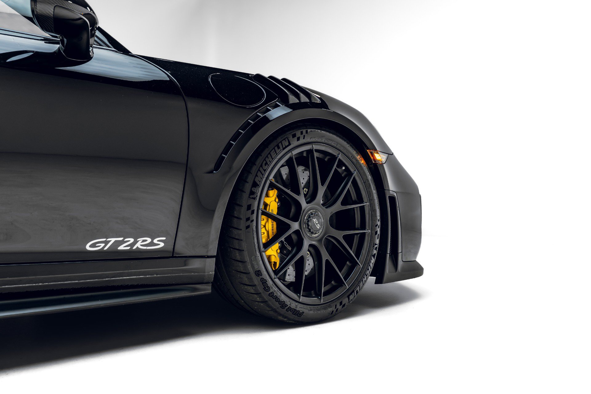 Used 2018 Porsche 911 GT2 RS RWD image 13