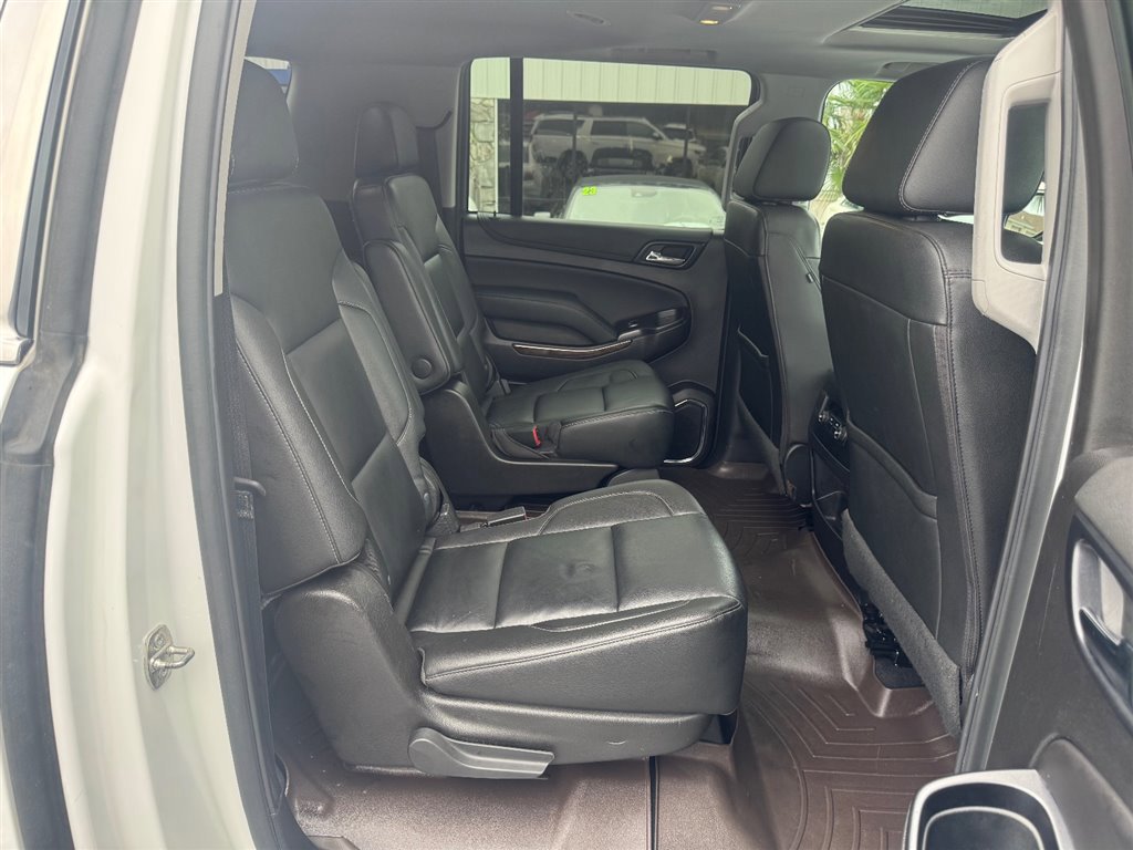 Used 2019 Chevrolet Suburban LT image 26