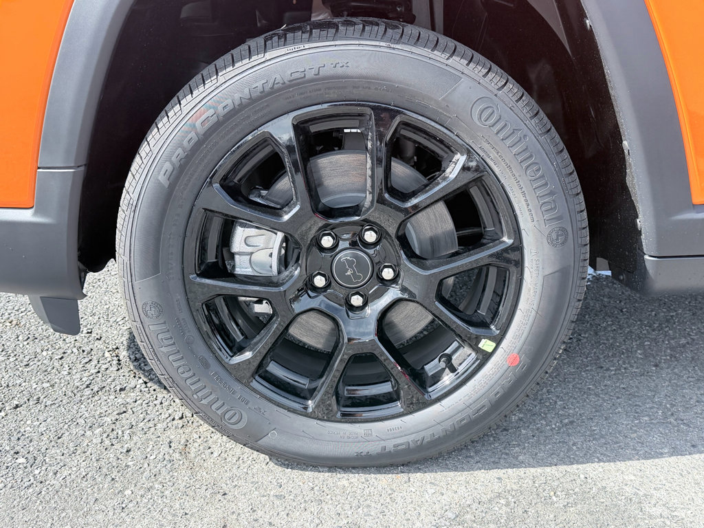 New 2026 Jeep Compass Latitude AWD/4WD image 33