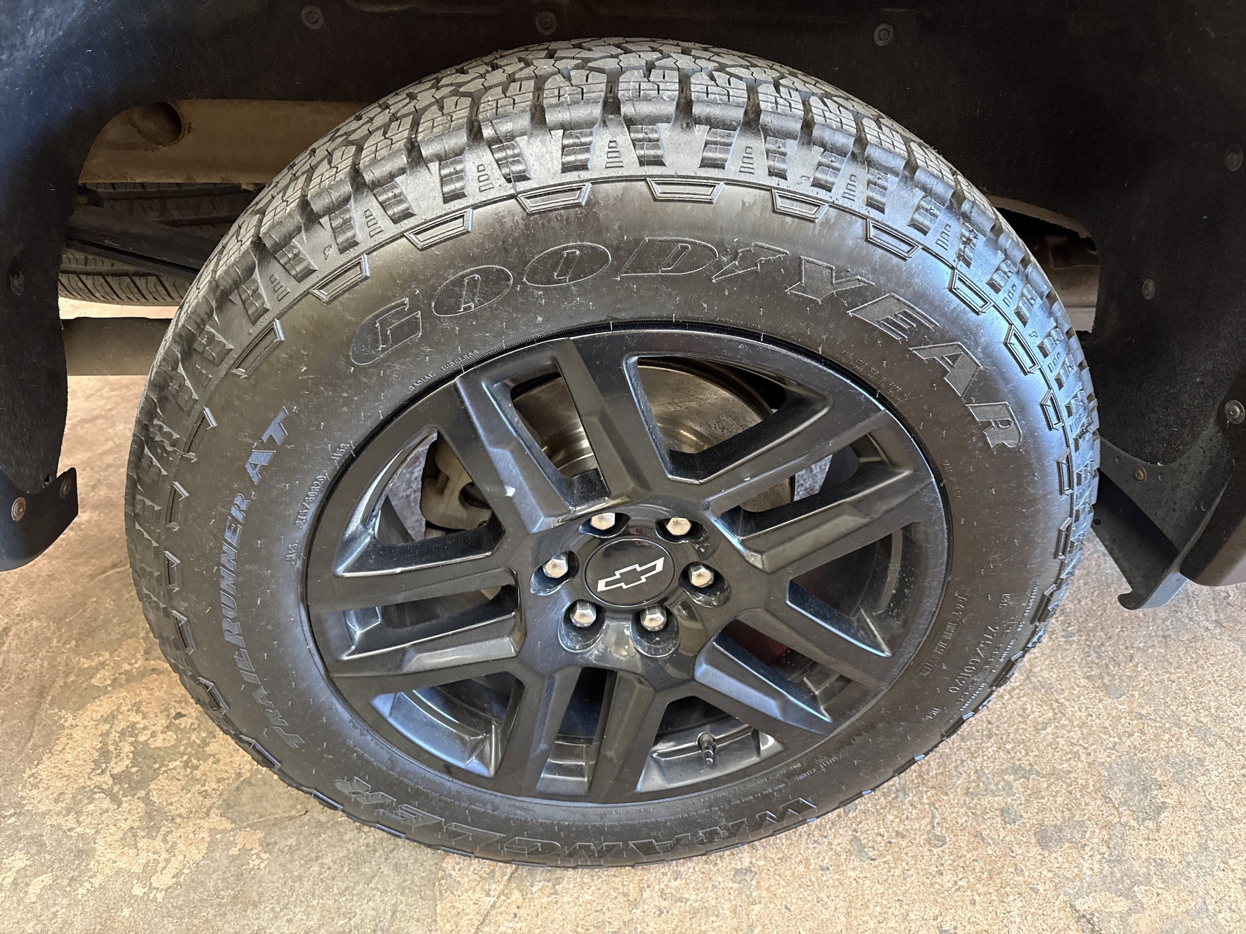 Used 2022 Chevrolet Silverado 1500 RST AWD/4WD image 12