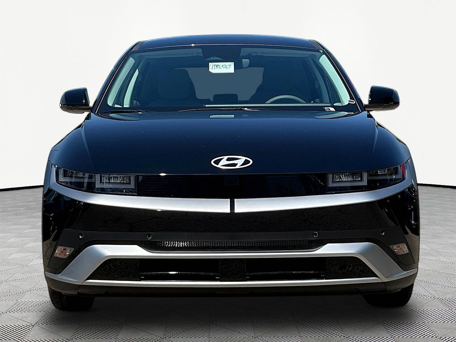 New 2026 Hyundai Ioniq 5 SE AWD/4WD image 2