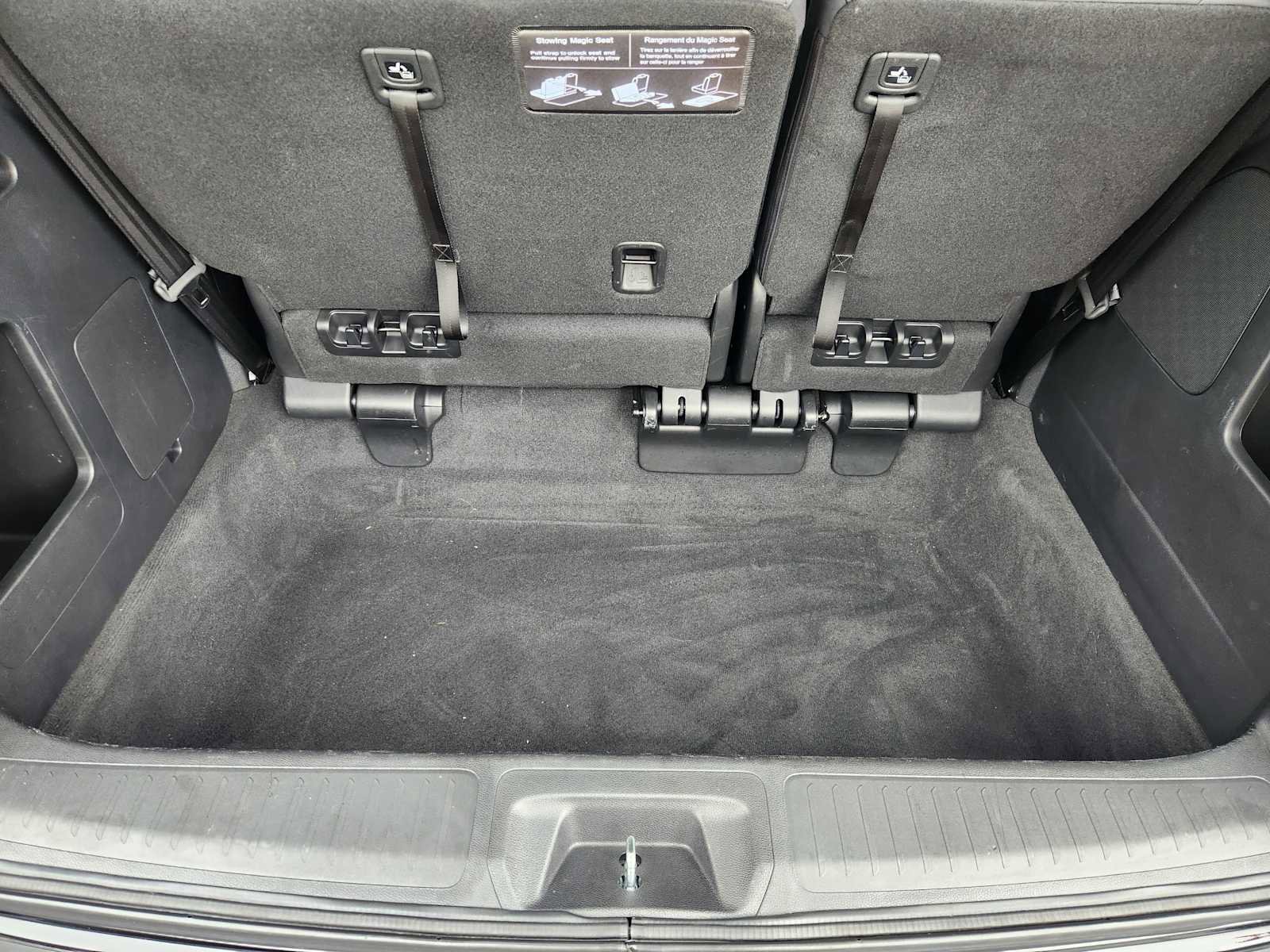 Used 2025 Honda Odyssey Elite image 34