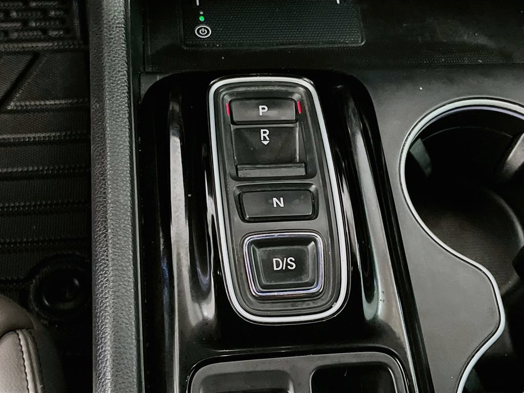 Used 2023 Honda Pilot Touring image 17
