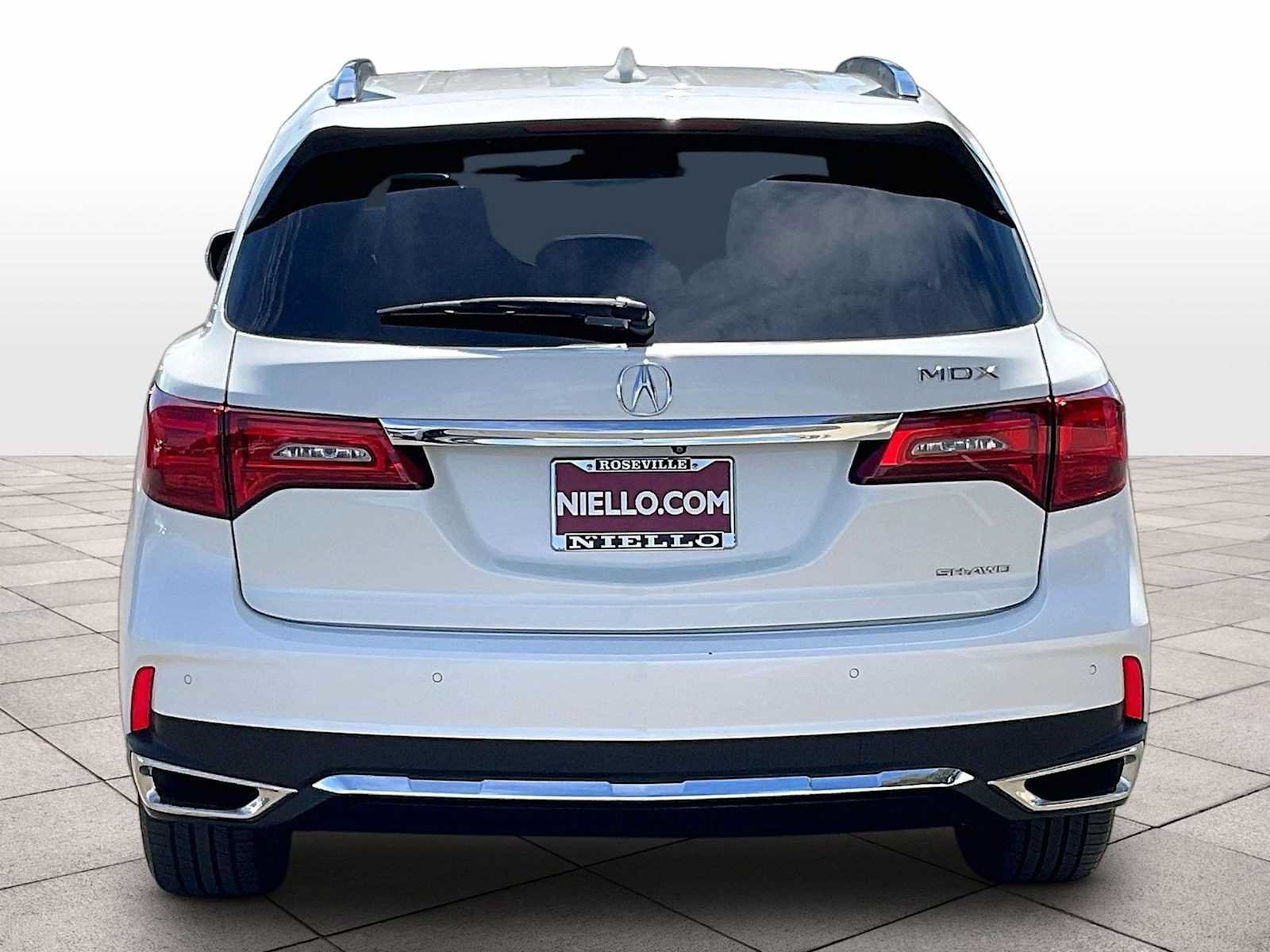 Used 2017 Acura MDX SH-AWD image 7