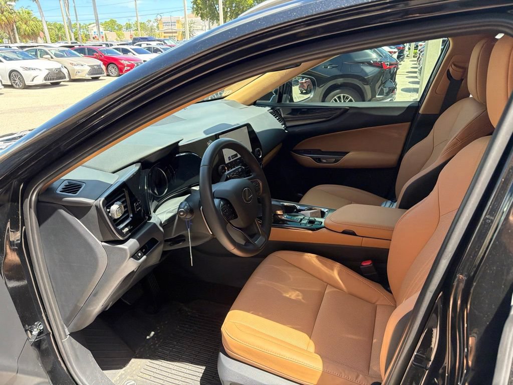 Certified 2026 Lexus NX 350 AWD w/ Accessory Package (2T) image 14