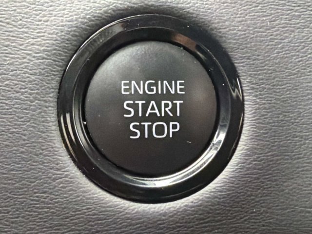 Used 2025 Toyota Tundra Platinum AWD/4WD image 30