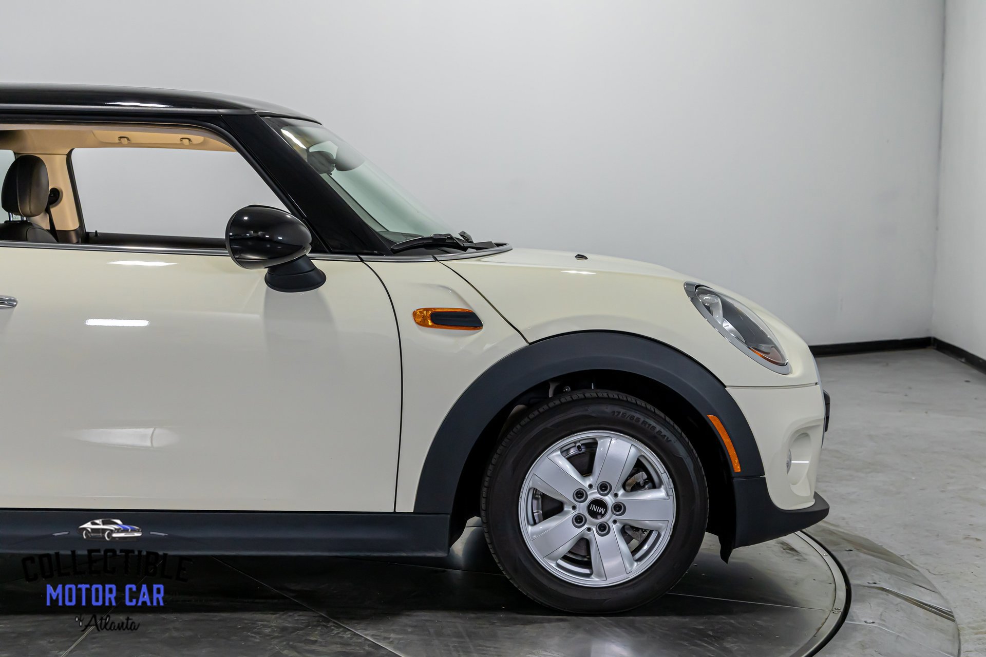 Used 2018 MINI Cooper 2-Door Hardtop image 31